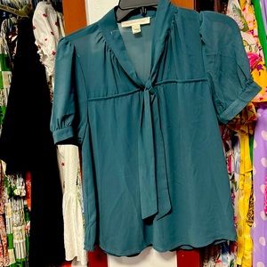 Monteau short sleeve, green tops, size large